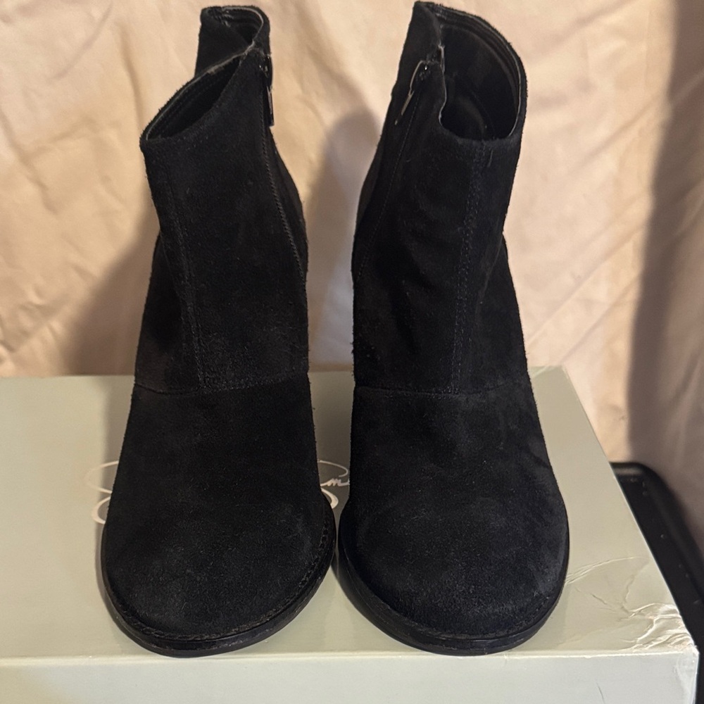 Jessica Simpson Black Suede Ankle Booties